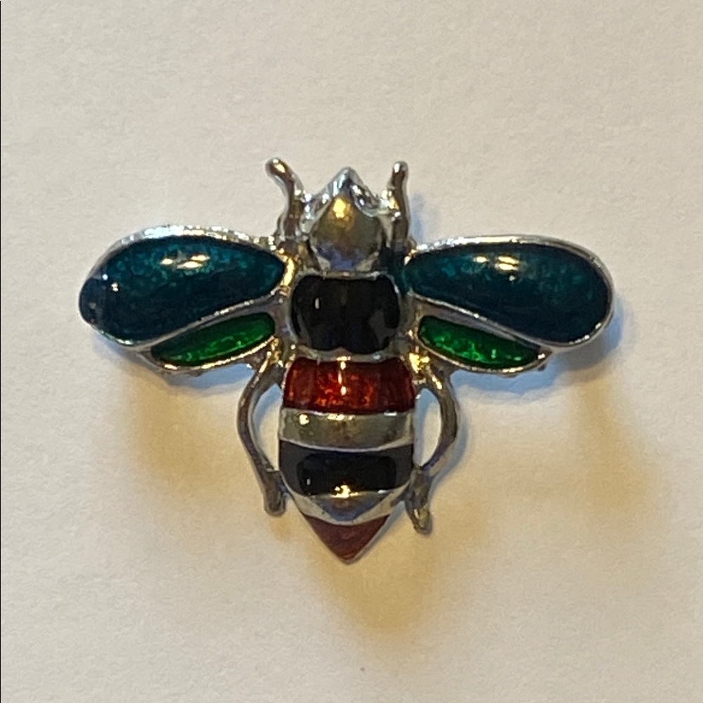 Vintage Women’s Costume Jewelry Enamel Bee Silver Tone Brooch No Markings